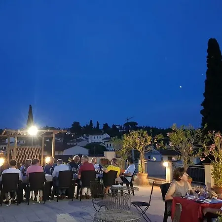 Argentiere Bed & Breakfast Florens